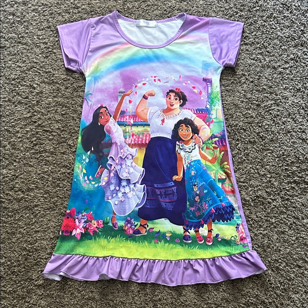 Encanto Nightgown (7/8)